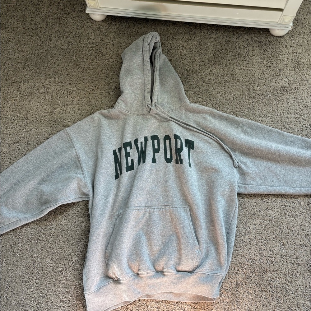 vintage brandy melville oversized newport hoodie